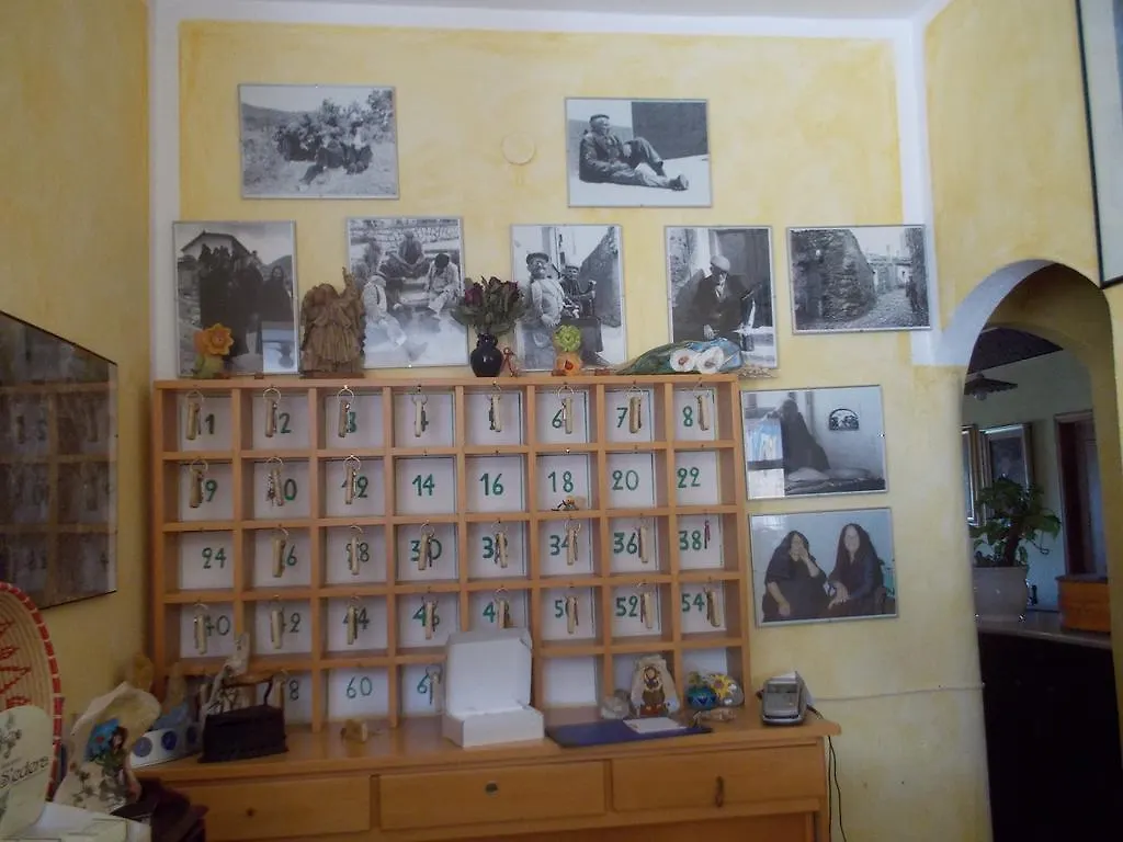 Hotel Sa 'E Jana Orgosolo